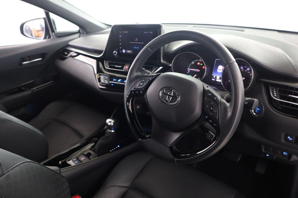 Used Toyota C-HR 2023 for sale - 77609212: Photo 11