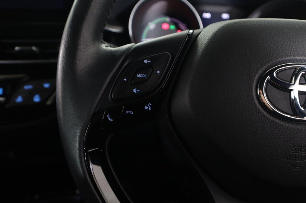 Used Toyota C-HR 2023 for sale - 77609212: Photo 17