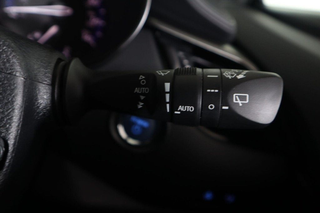 Used Toyota C-HR 2023 for sale - 77609212: Photo 18