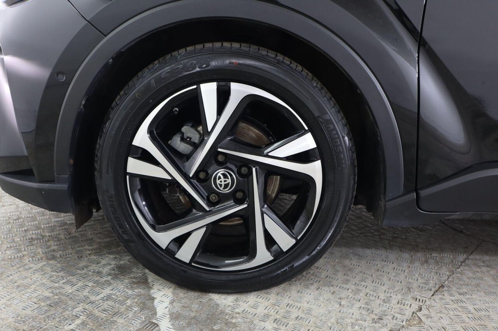 Used Toyota C-HR 2023 for sale - 77609212: Photo 32