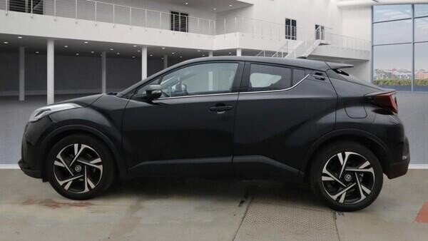 Used Toyota C-HR 2023 for sale - 77609212: Photo 4
