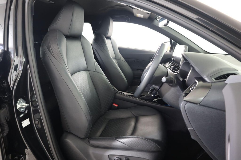 Used Toyota C-HR 2023 for sale - 77609212: Photo 49