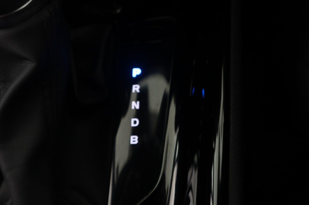 Used Toyota C-HR 2023 for sale - 77609212: Photo 50