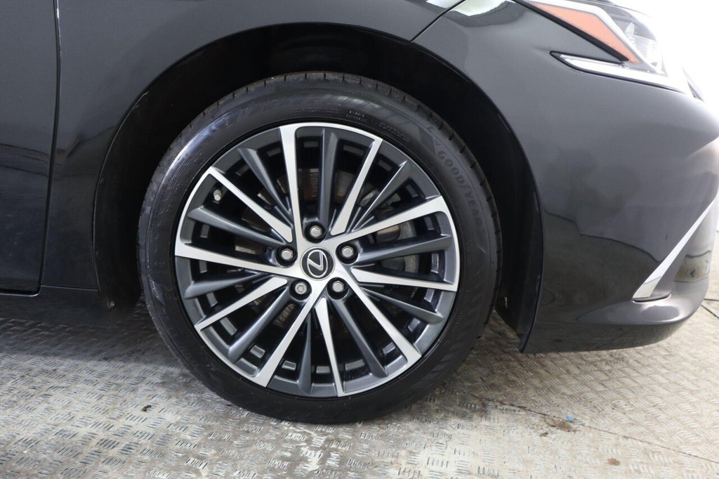 Used Lexus ES 2023 for sale - 77608985: Photo 31