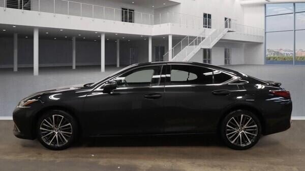 Used Lexus ES 2023 for sale - 77608985: Photo 4