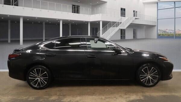 Used Lexus ES 2023 for sale - 77608985: Photo 5
