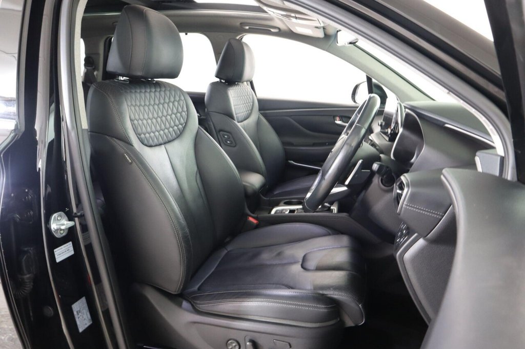 Used Hyundai Santa Fe 2021 for sale - 76867261: Photo 16