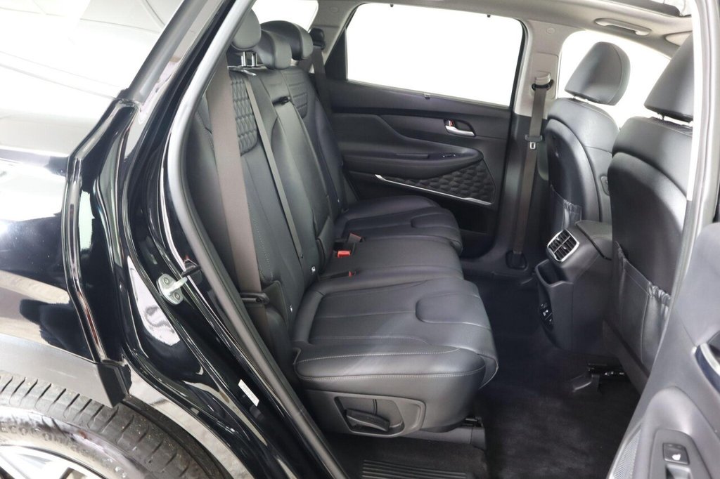 Used Hyundai Santa Fe 2021 for sale - 76867261: Photo 17