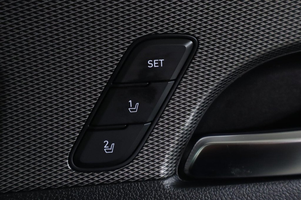 Used Hyundai Santa Fe 2021 for sale - 76867261: Photo 32