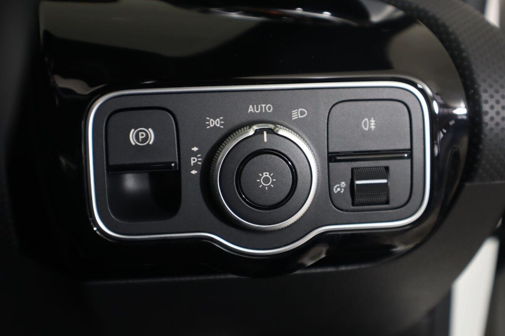 Used Mercedes-Benz CLA 2023 for sale - 77821066: Photo 23