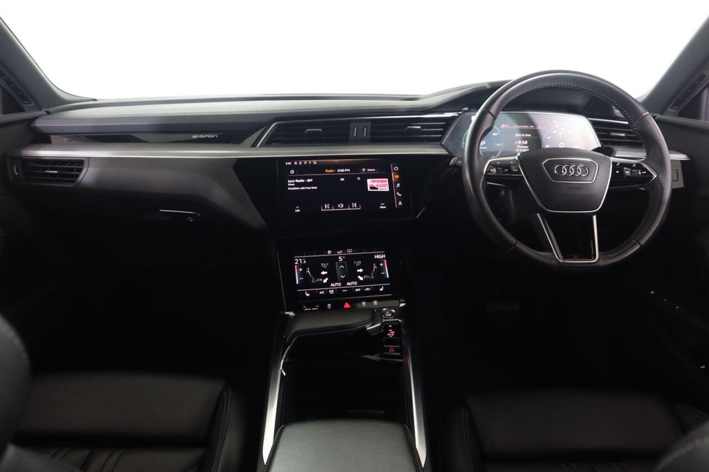Used Audi e-tron 2020 for sale - 77849970: Photo 12