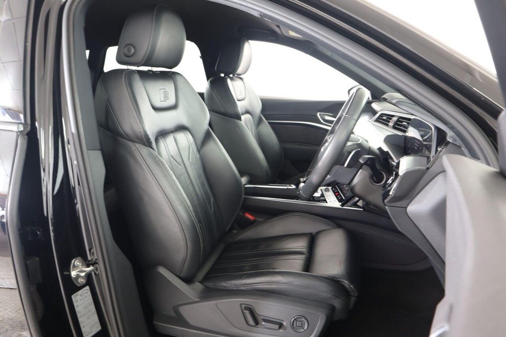 Used Audi e-tron 2020 for sale - 77849970: Photo 13