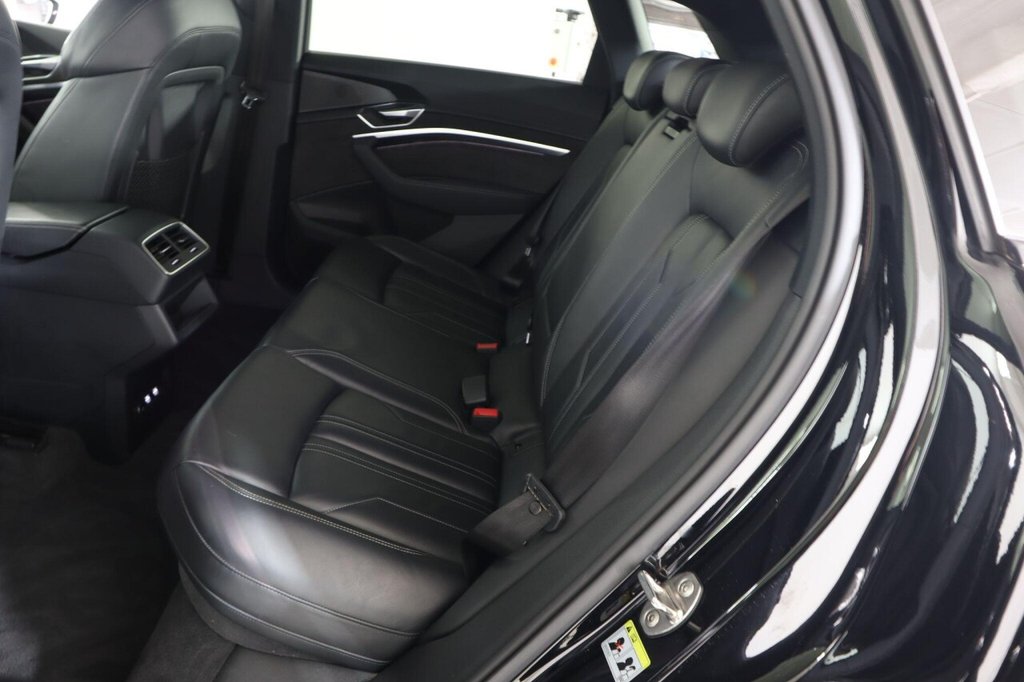 Used Audi e-tron 2020 for sale - 77849970: Photo 16