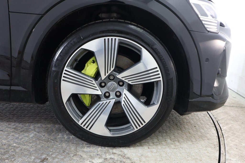 Used Audi e-tron 2020 for sale - 77849970: Photo 30