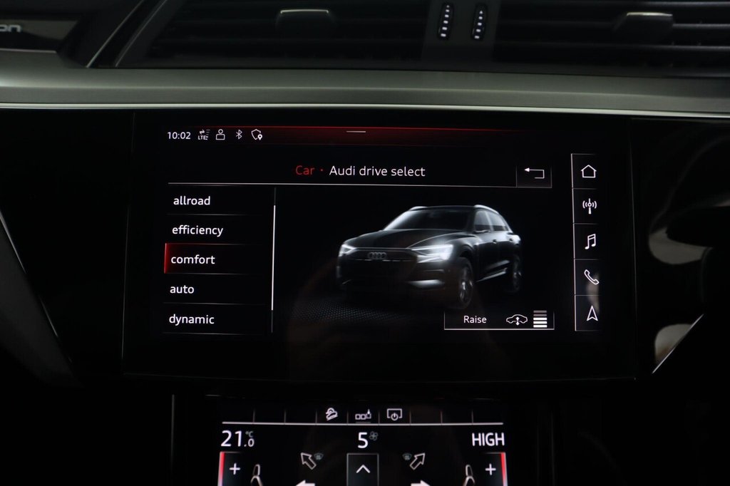 Used Audi e-tron 2020 for sale - 77849970: Photo 42