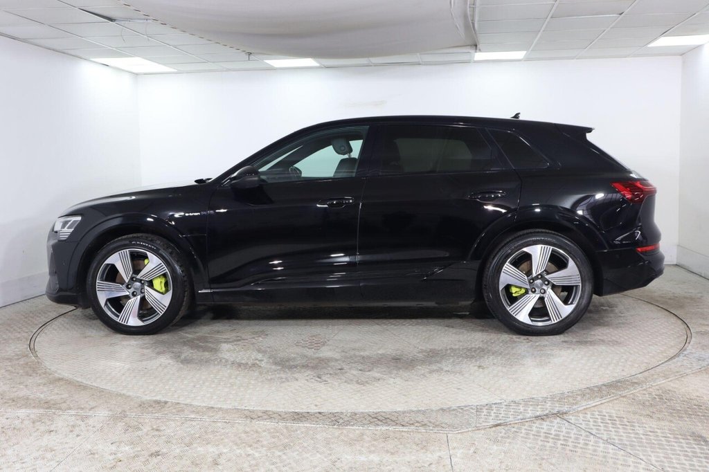 Used Audi e-tron 2020 for sale - 77849970: Photo 6