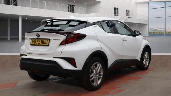 Used Toyota C-HR 2023 for sale - 77551799: Photo 3