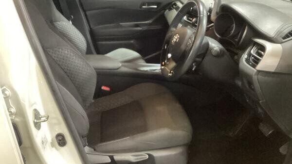 Used Toyota C-HR 2023 for sale - 77551799: Photo 7