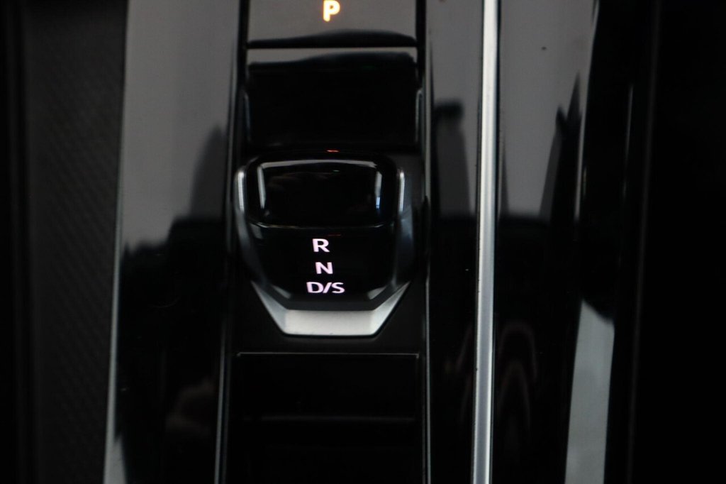 Used Volkswagen Golf 2022 for sale - 76698811: Photo 23