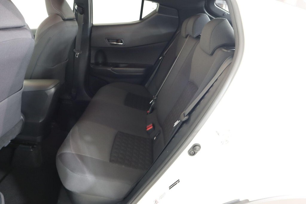 Used Toyota C-HR 2021 for sale - 76345488: Photo 16