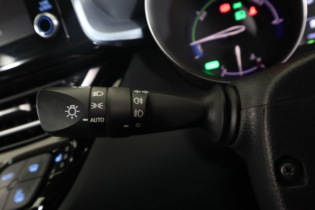 Used Toyota C-HR 2021 for sale - 76345488: Photo 45