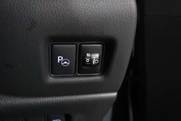 Used Toyota C-HR 2021 for sale - 76256460: Photo 22