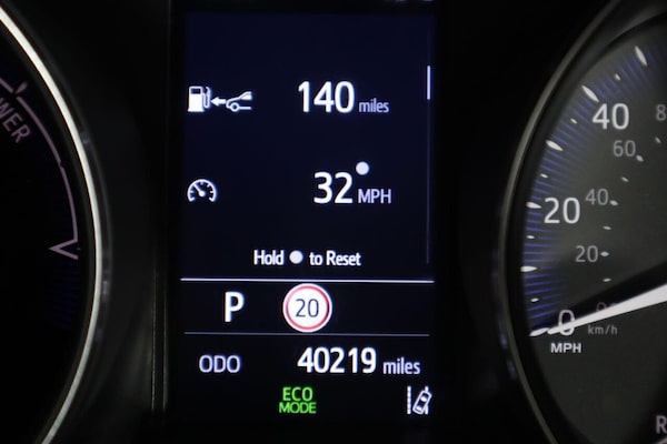 Used Toyota C-HR 2021 for sale - 76256460: Photo 40