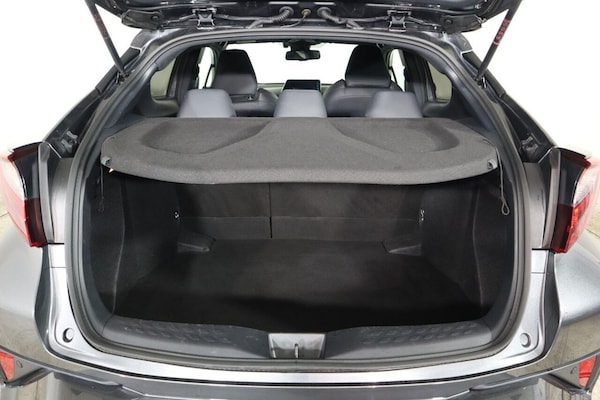 Used Toyota C-HR 2021 for sale - 76256460: Photo 41