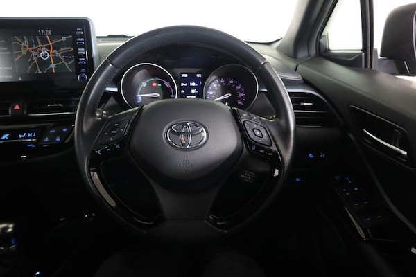 Used Toyota C-HR 2021 for sale - 76256460: Photo 42