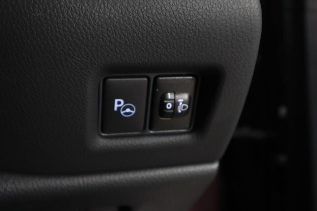 Used Toyota C-HR 2022 for sale - 77437319: Photo 23