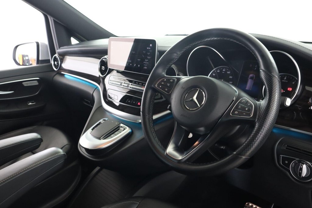 Used Mercedes-Benz V-Class 2021 for sale - 76396427: Photo 12