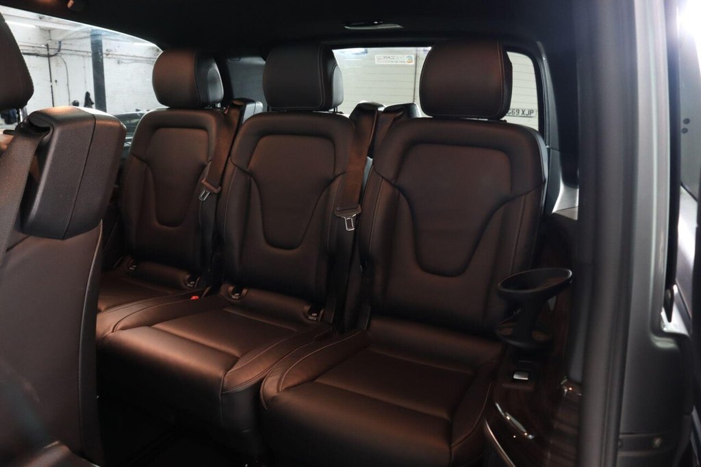 Used Mercedes-Benz V-Class 2021 for sale - 76396427: Photo 18