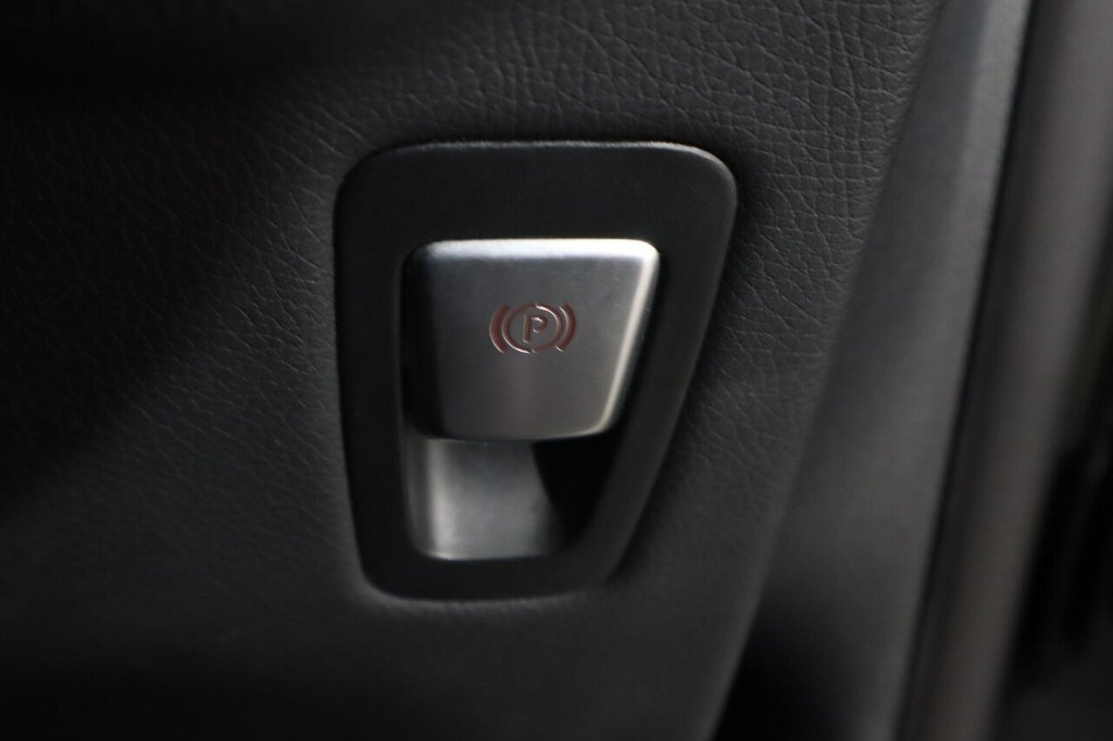 Used Mercedes-Benz V-Class 2021 for sale - 76396427: Photo 29