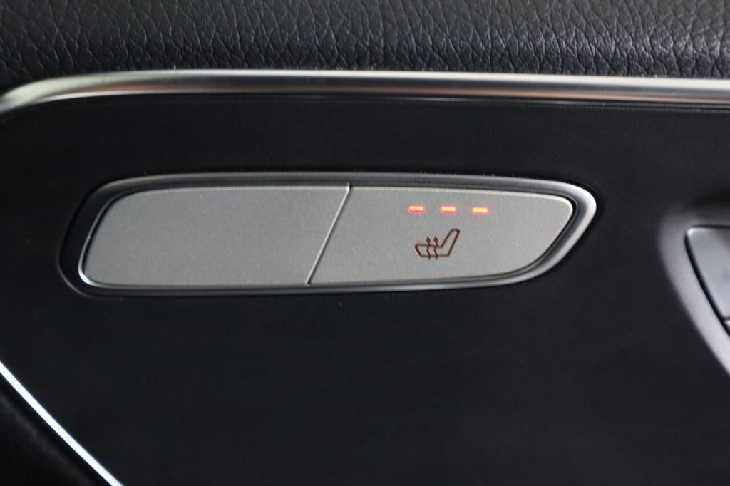 Used Mercedes-Benz V-Class 2021 for sale - 76396427: Photo 30