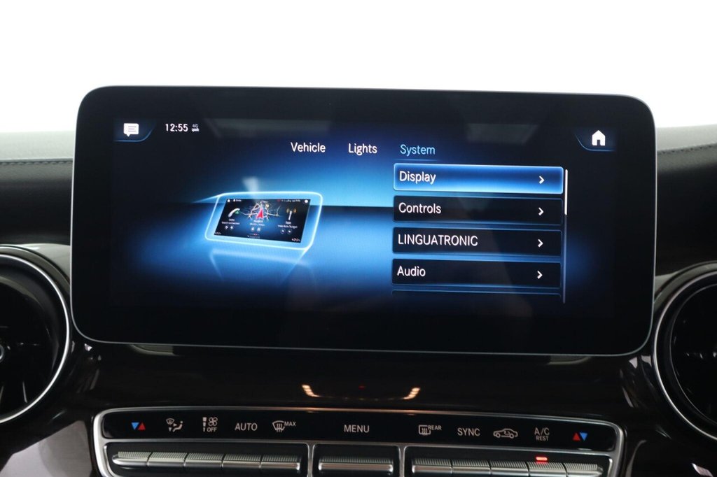 Used Mercedes-Benz V-Class 2021 for sale - 76396427: Photo 50