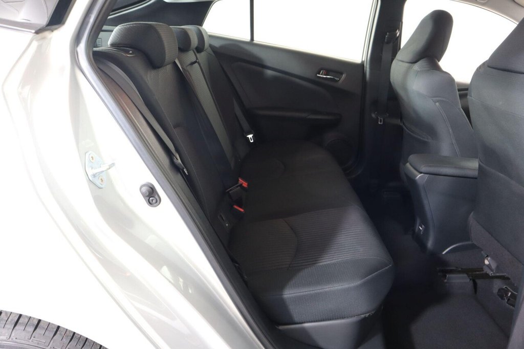 Used Toyota Prius 2022 for sale - 76604960: Photo 15