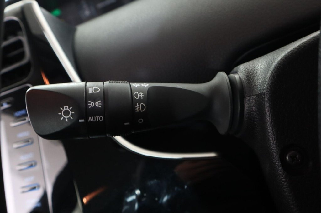 Used Toyota Prius 2022 for sale - 76604960: Photo 20