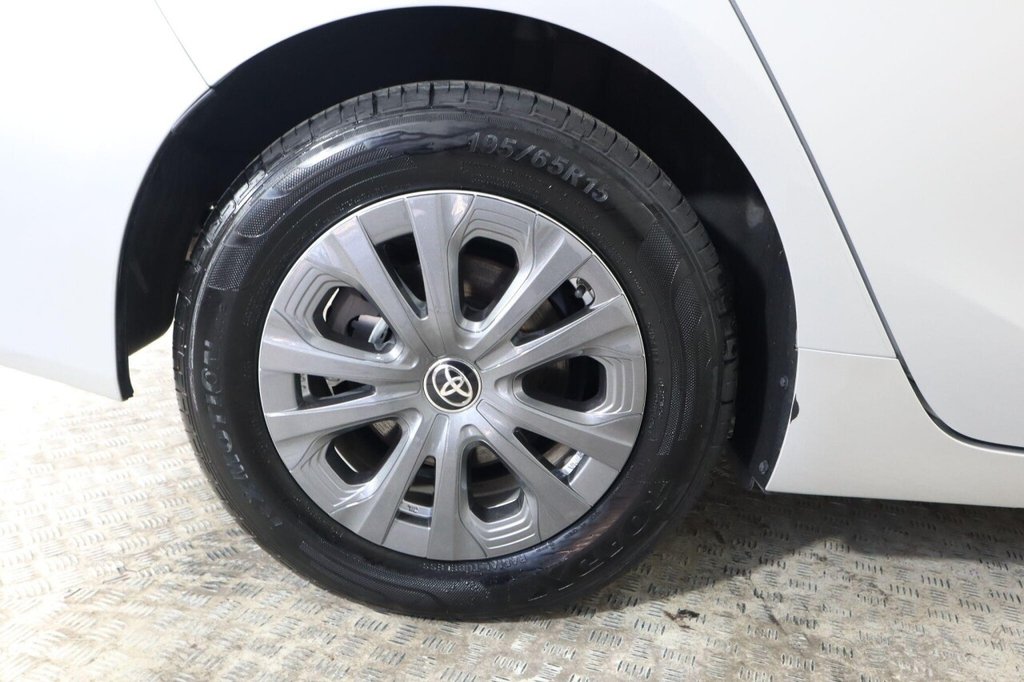 Used Toyota Prius 2022 for sale - 76604960: Photo 30