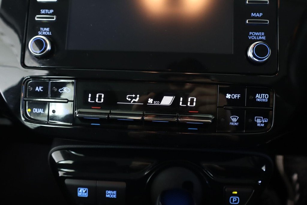 Used Toyota Prius 2022 for sale - 76604960: Photo 34