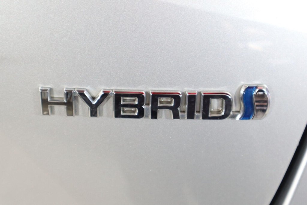 Used Toyota Prius 2022 for sale - 76604960: Photo 49