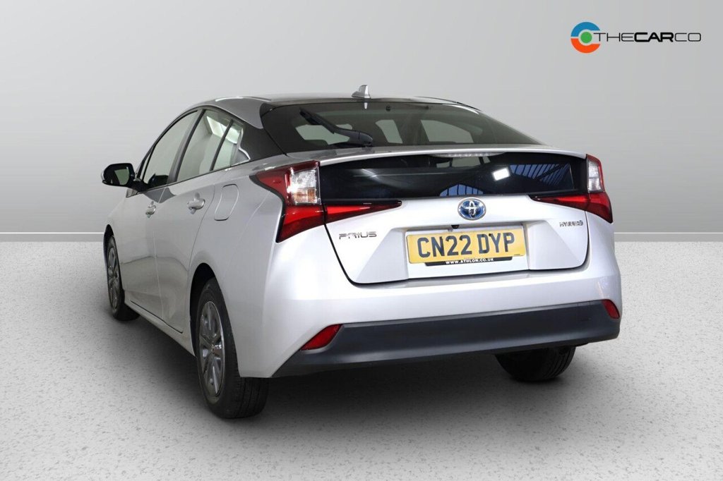 Used Toyota Prius 2022 for sale - 76604960: Photo 7