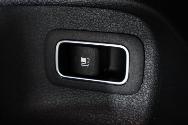 Used Mercedes-Benz A-Class 2021 for sale - 75973625: Photo 25