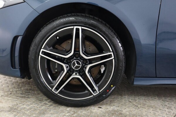 Used Mercedes-Benz A-Class 2021 for sale - 75973625: Photo 31