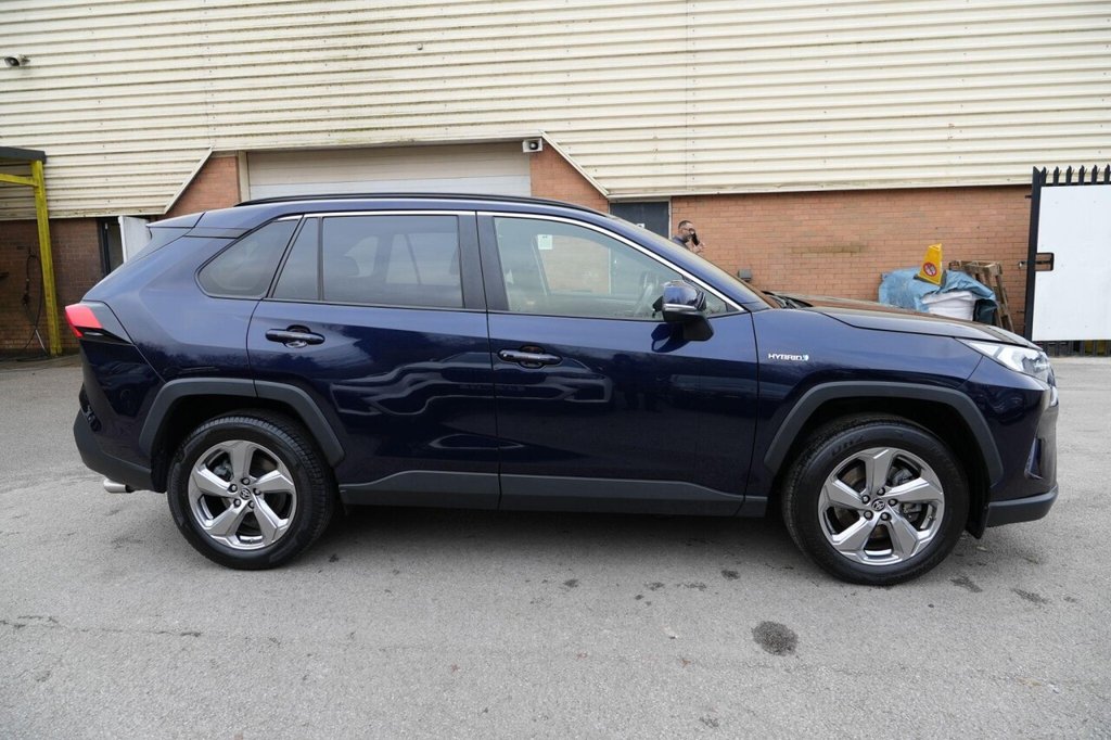 Used Toyota RAV4 2020 for sale - 77080492: Photo 10