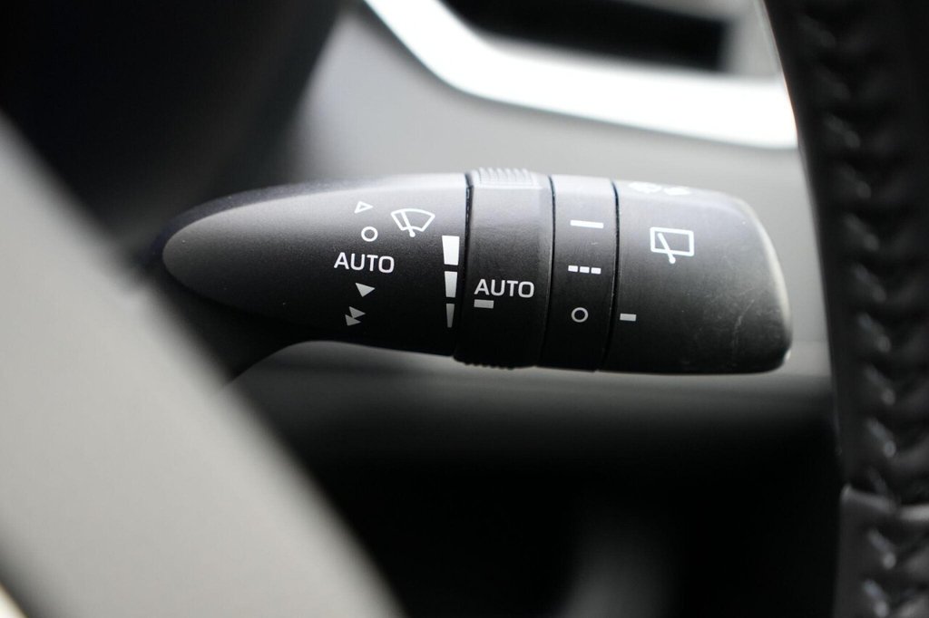 Used Toyota RAV4 2020 for sale - 77080492: Photo 29