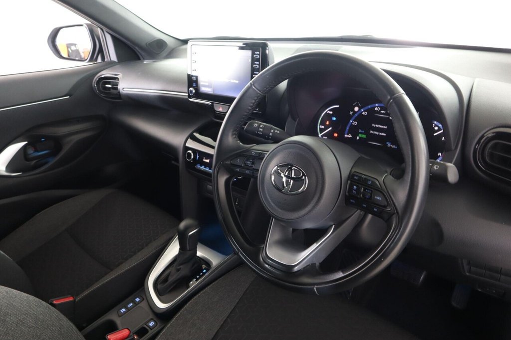 Used Toyota Yaris Cross 2022 for sale - 76820279: Photo 12