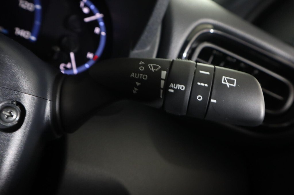 Used Toyota Yaris Cross 2022 for sale - 76820279: Photo 18