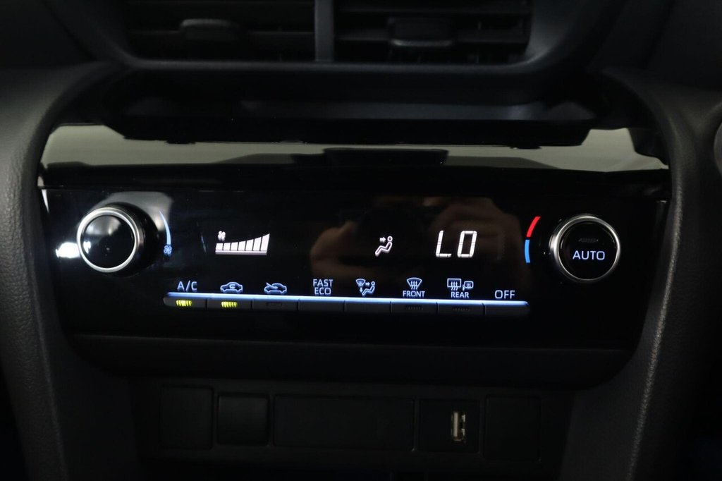 Used Toyota Yaris Cross 2022 for sale - 76820279: Photo 21