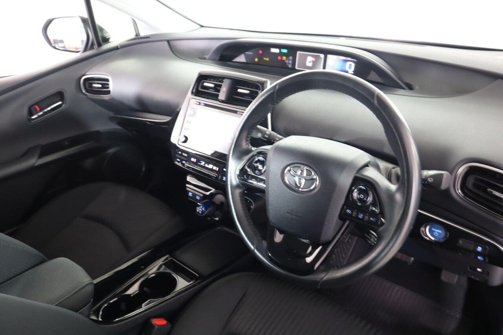 Used Toyota Prius 2022 for sale - 76396324: Photo 12