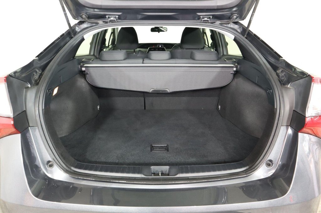 Used Toyota Prius 2022 for sale - 76396324: Photo 41